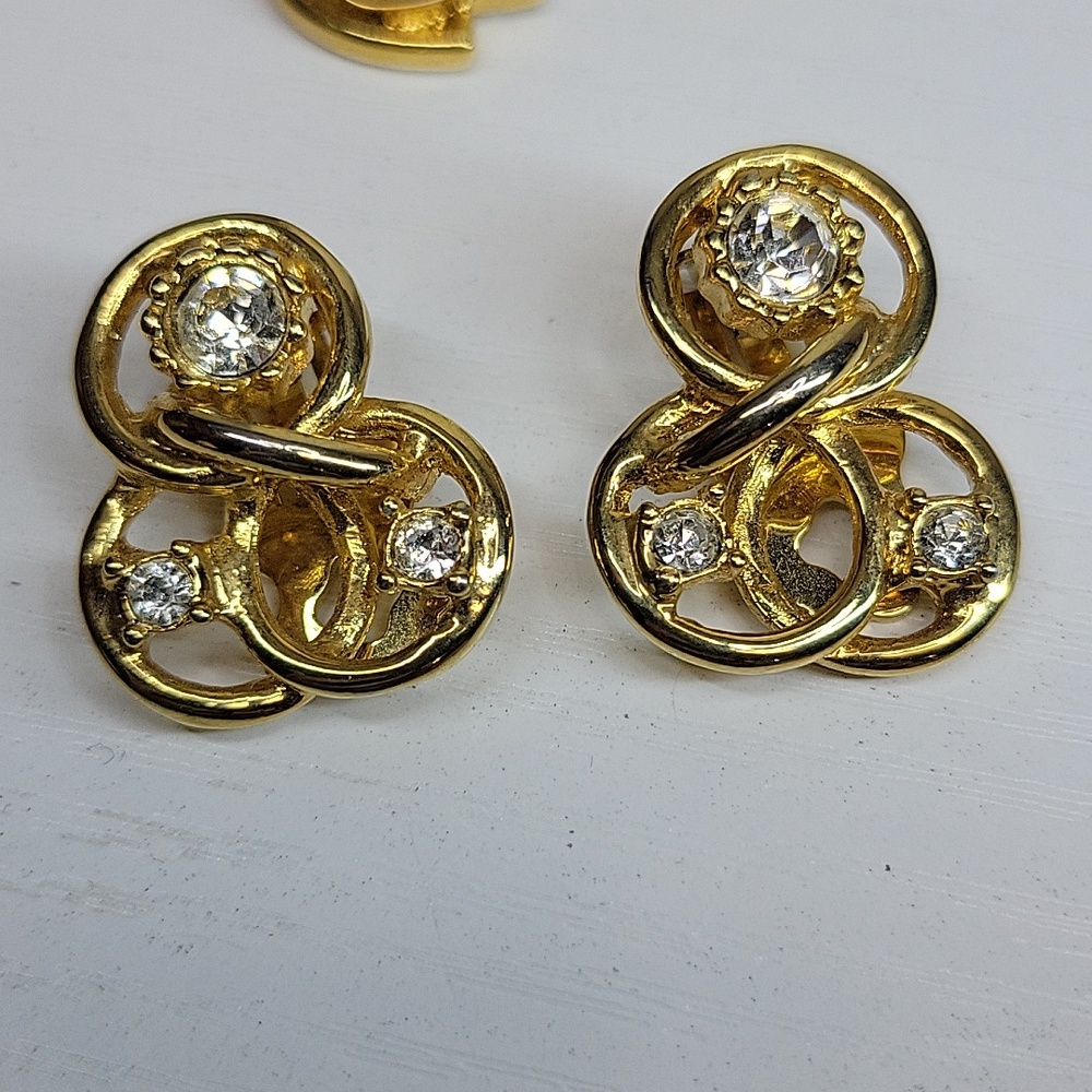 Gold-Tone and Cream Mixed Clip On Earring Set. - Picture 6 of 6